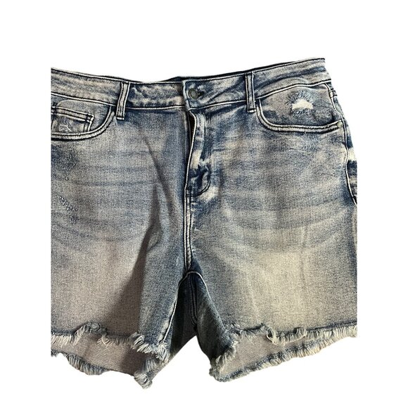 Judy Blue 1XL Denim Frayed Shorts Style JB150018 MidRise Cut offs - Picture 2 of 7